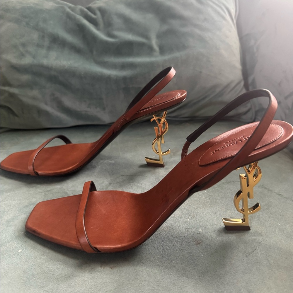 Saint Laurent OpyumCognac Brown Leather Square-Toe Slingback Sandals - Picture 2 of 4